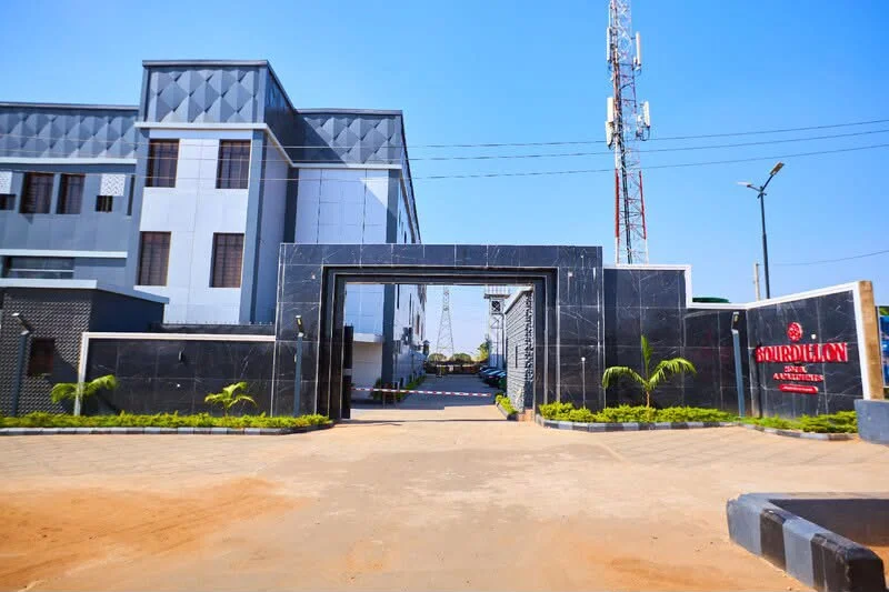 Bourdillon Hotel & Apartments