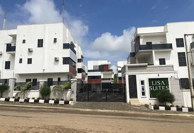 Lisa Suite