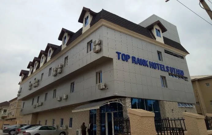 Toprank Hotel Utako