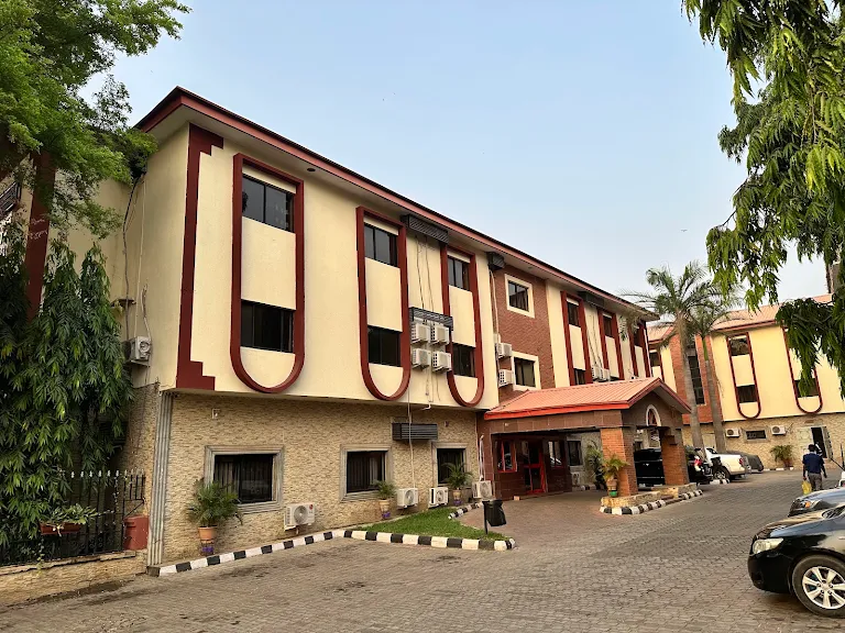 First 40 Hotel
