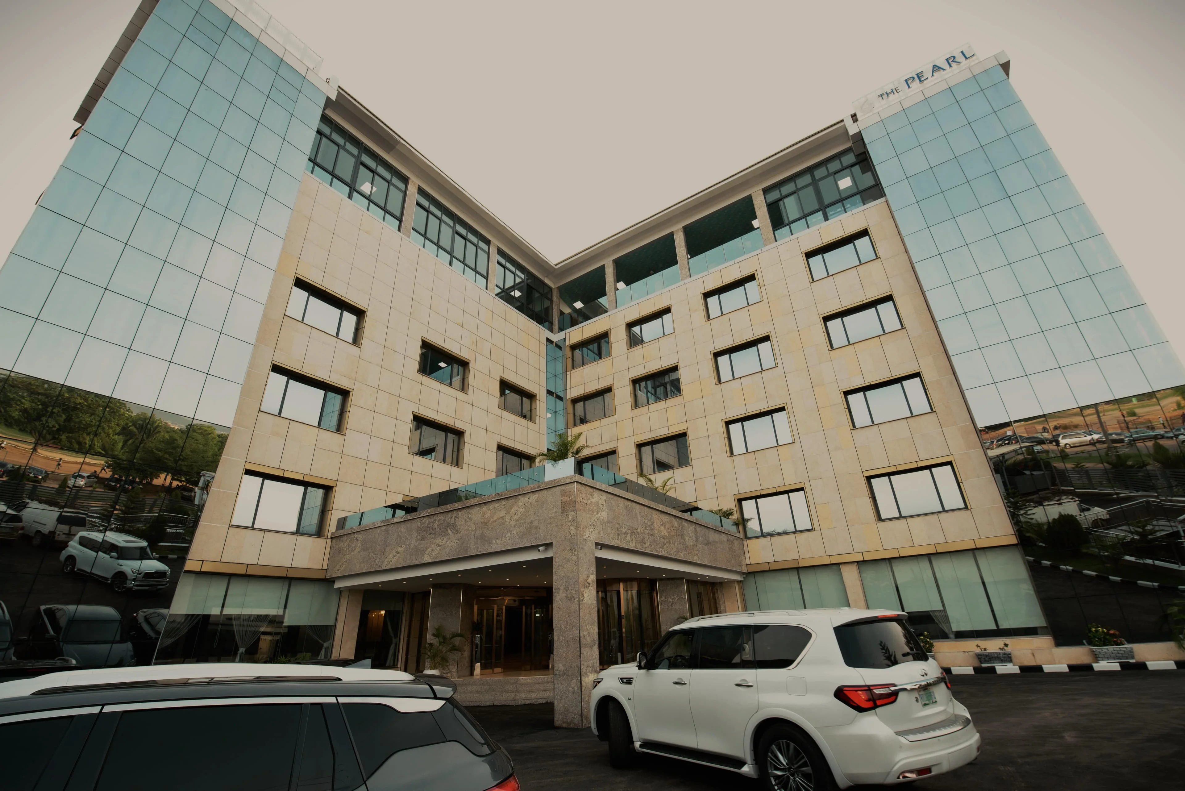 Bon Hotel Pearl Jabi Lake