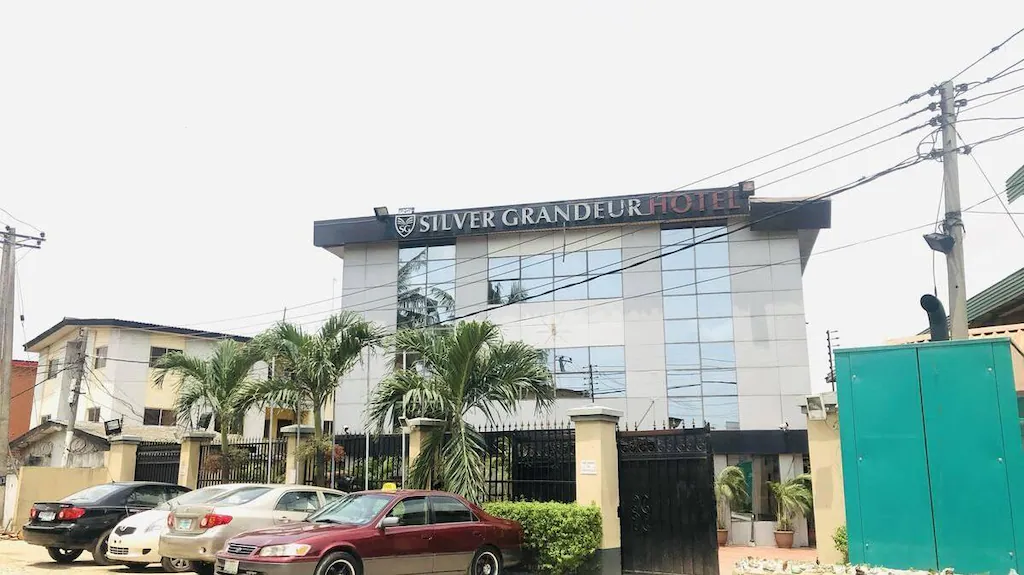 Silver Grandeur Hotel