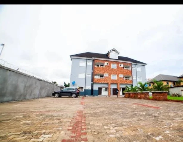 Scheme hotels and apartments