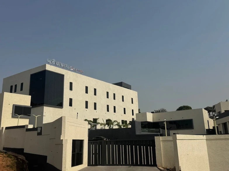 Lunar Signature Hotel and Suites