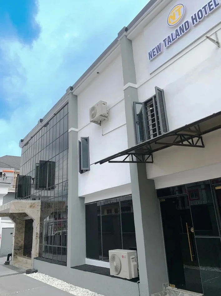 New Taland hotels and apartments