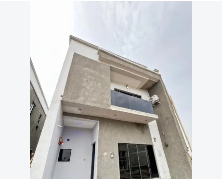 DOMINA SERVICED APARTMENT