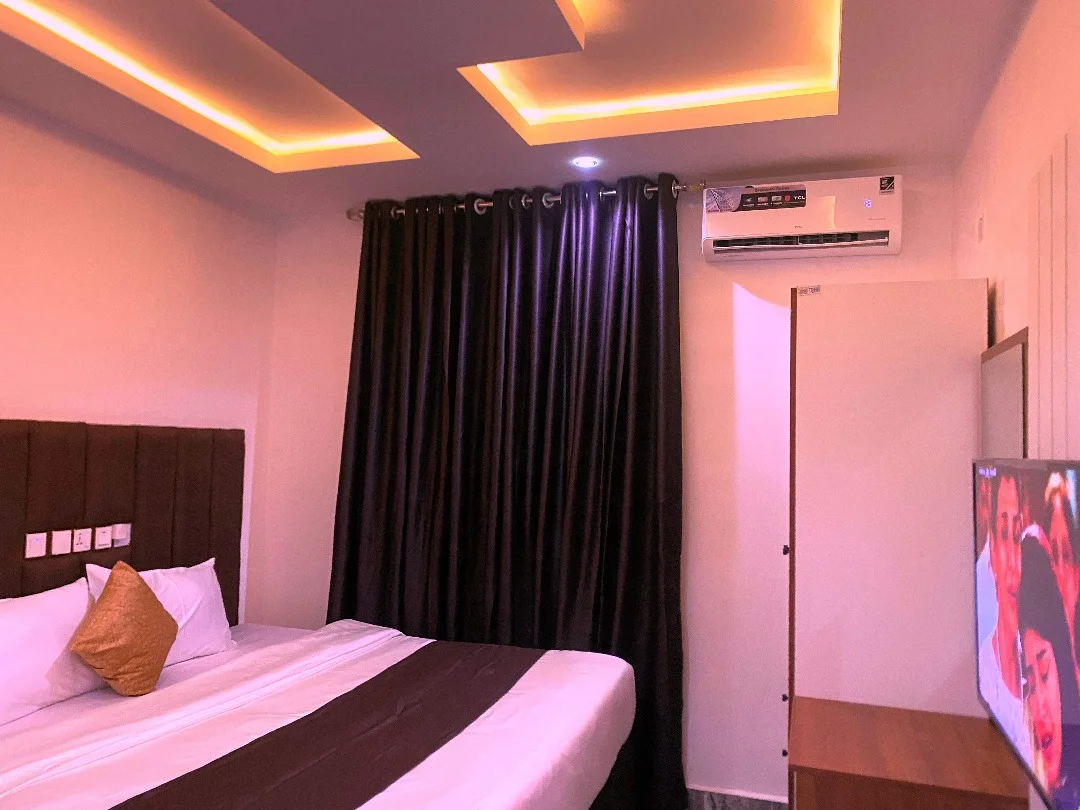 Premium Suite