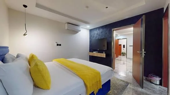 One bed Master