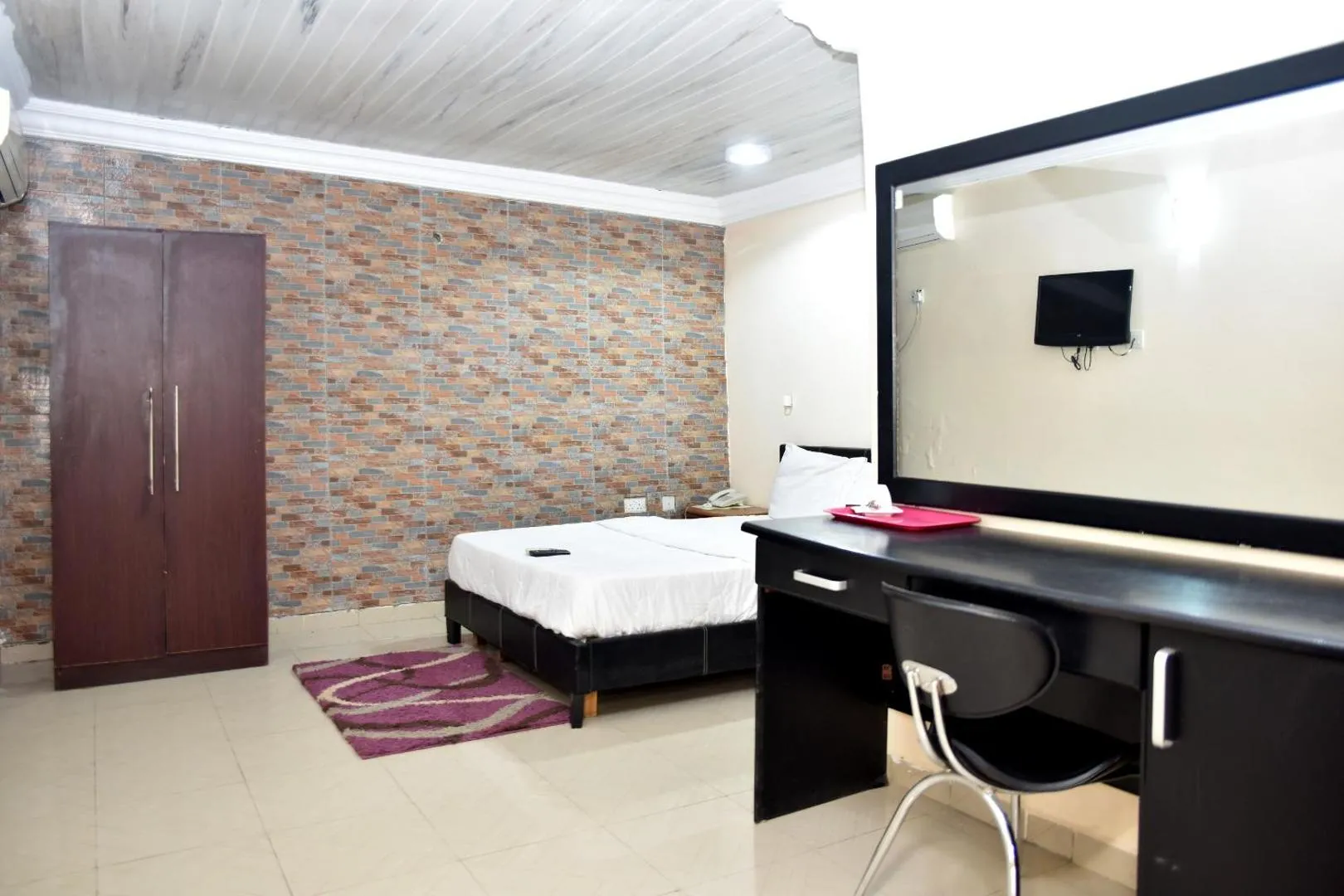 3-Bedroom Studio Apartment