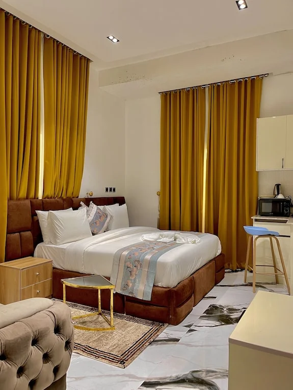 Studio Apartment  (Imperial)