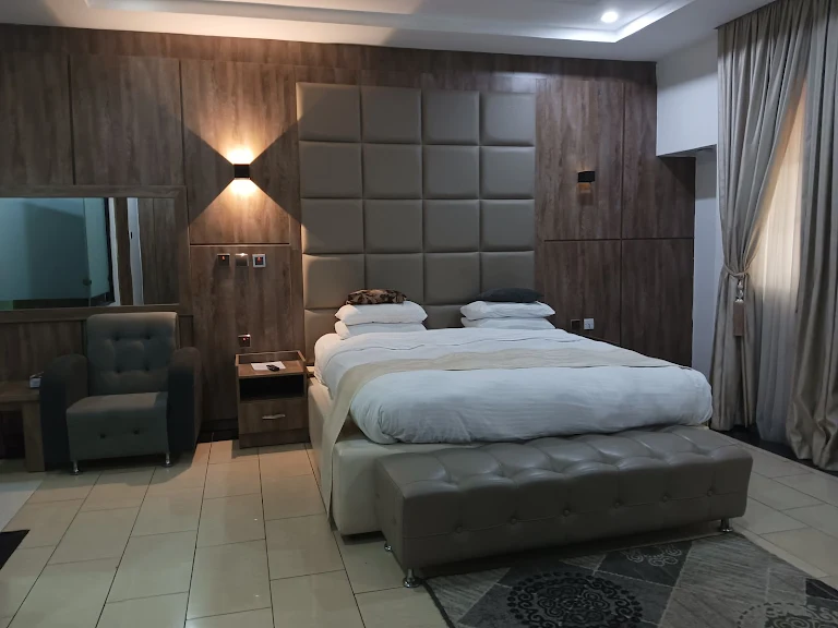 Diplomatic Apartment