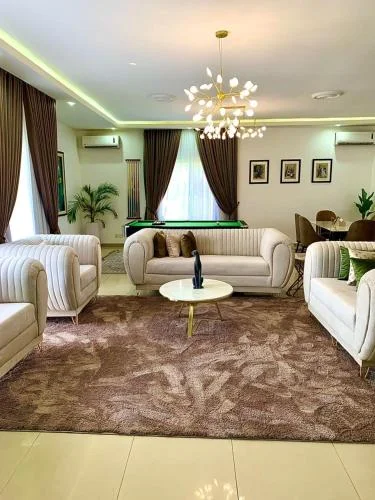 3 Bedroom Apartment