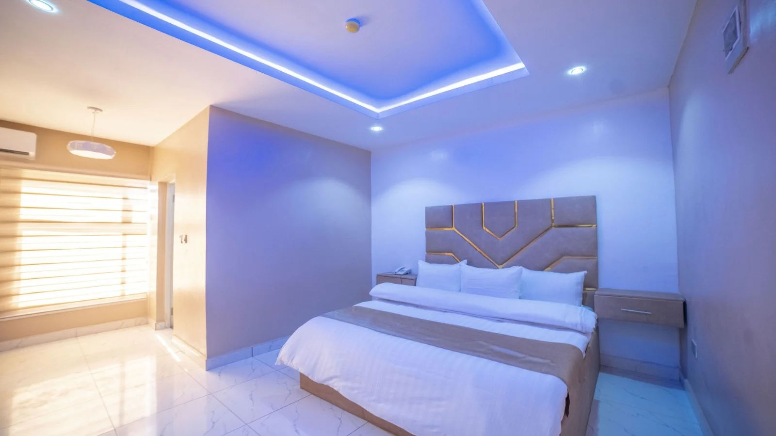 Penthouse Studio