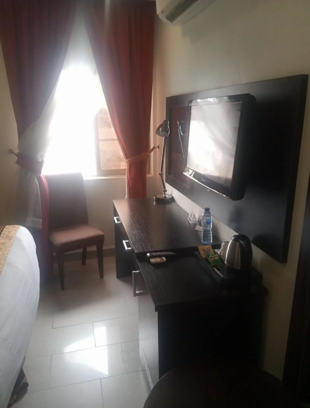 Studio Room