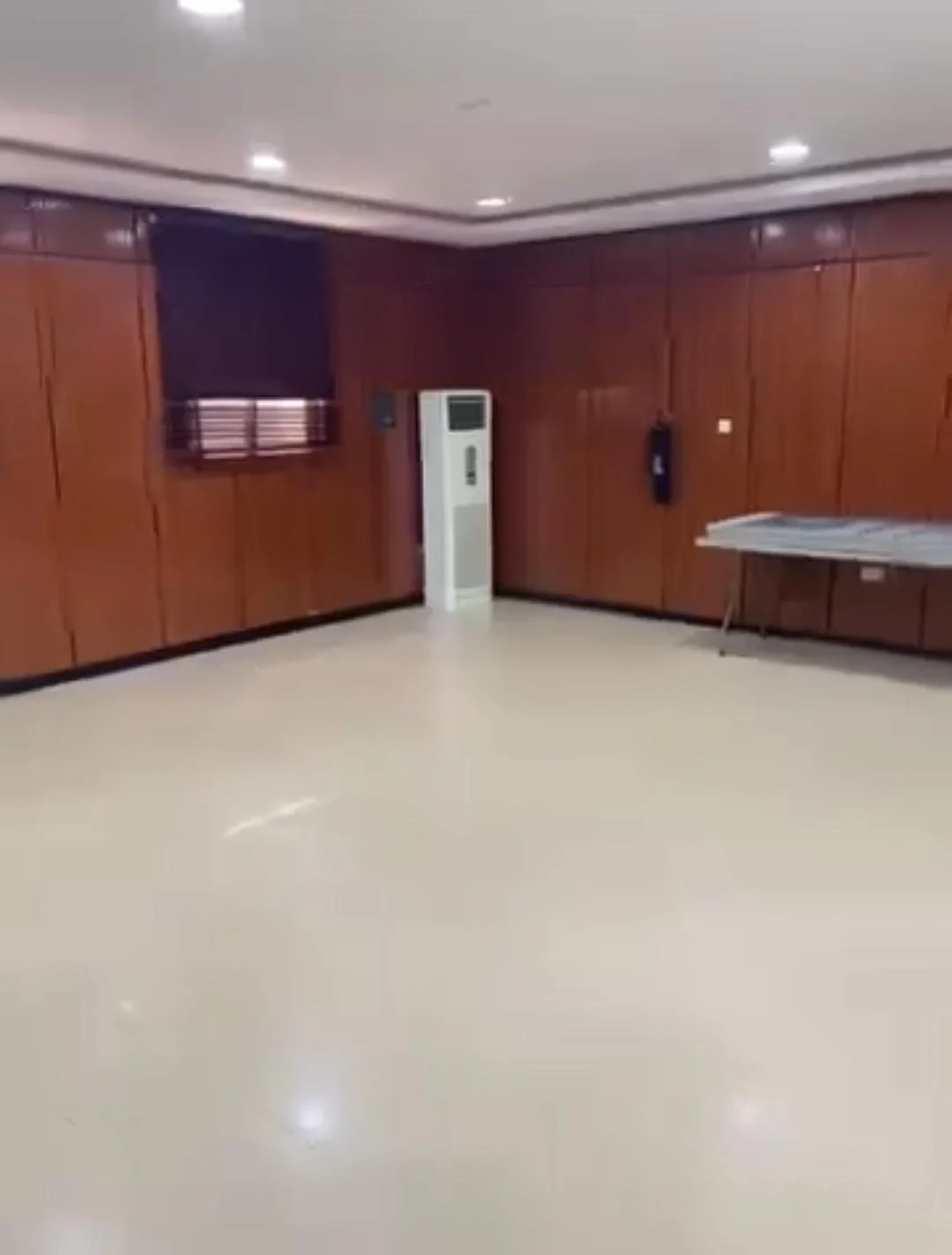 Meeting Hall 1