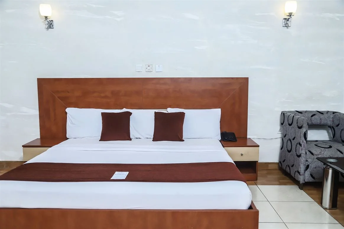 Diplomatic Suite