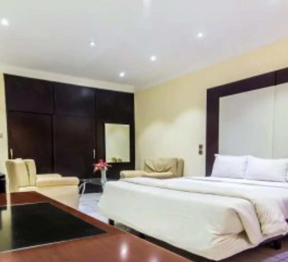 Supreme Room