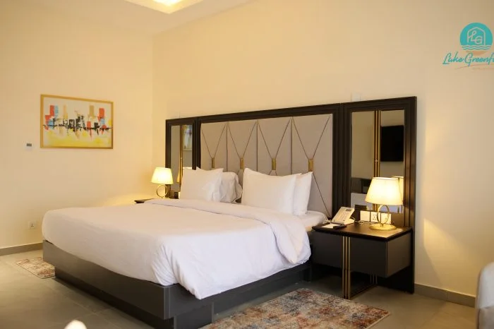 Deluxe Suite