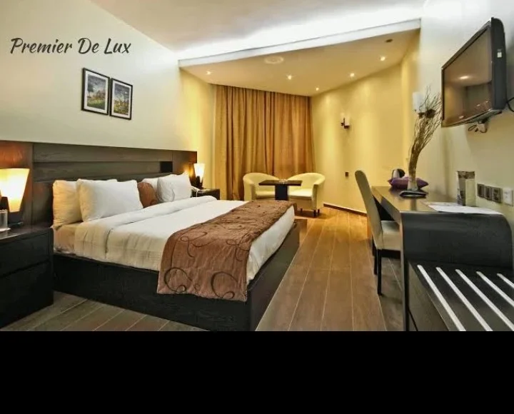 Standard deluxe suite