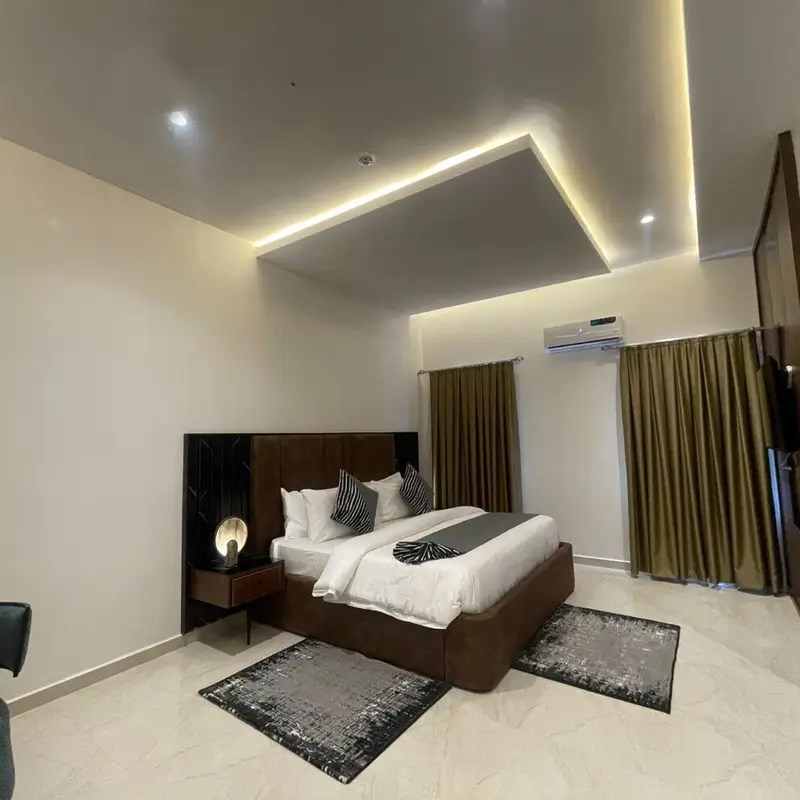 ANDALUSIAN ROOM