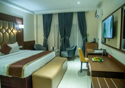 Grand Super Executive