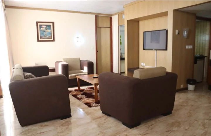 Diplomatic Suite