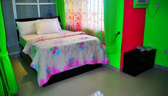 VIP/executive room