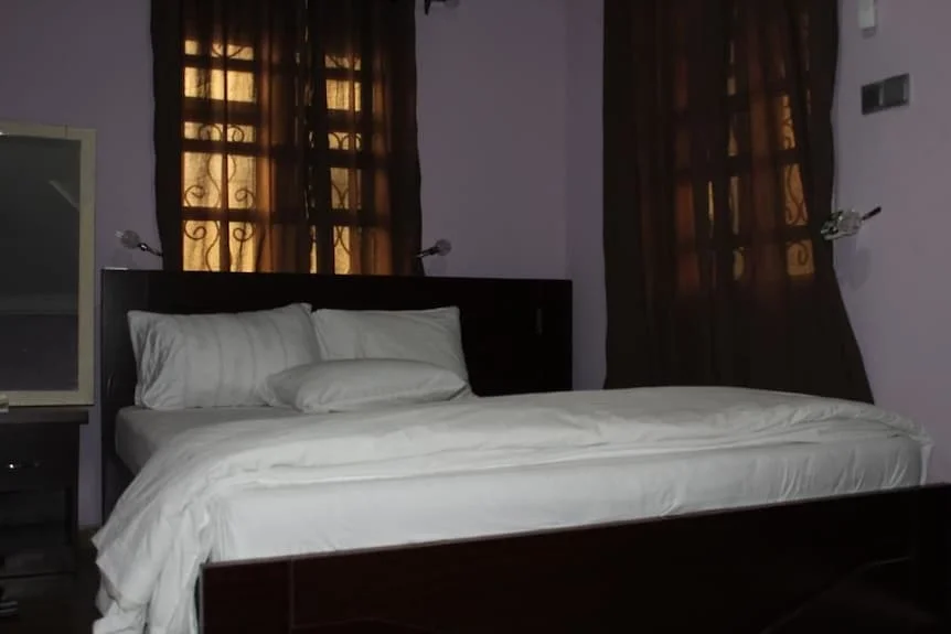 Shaun suites