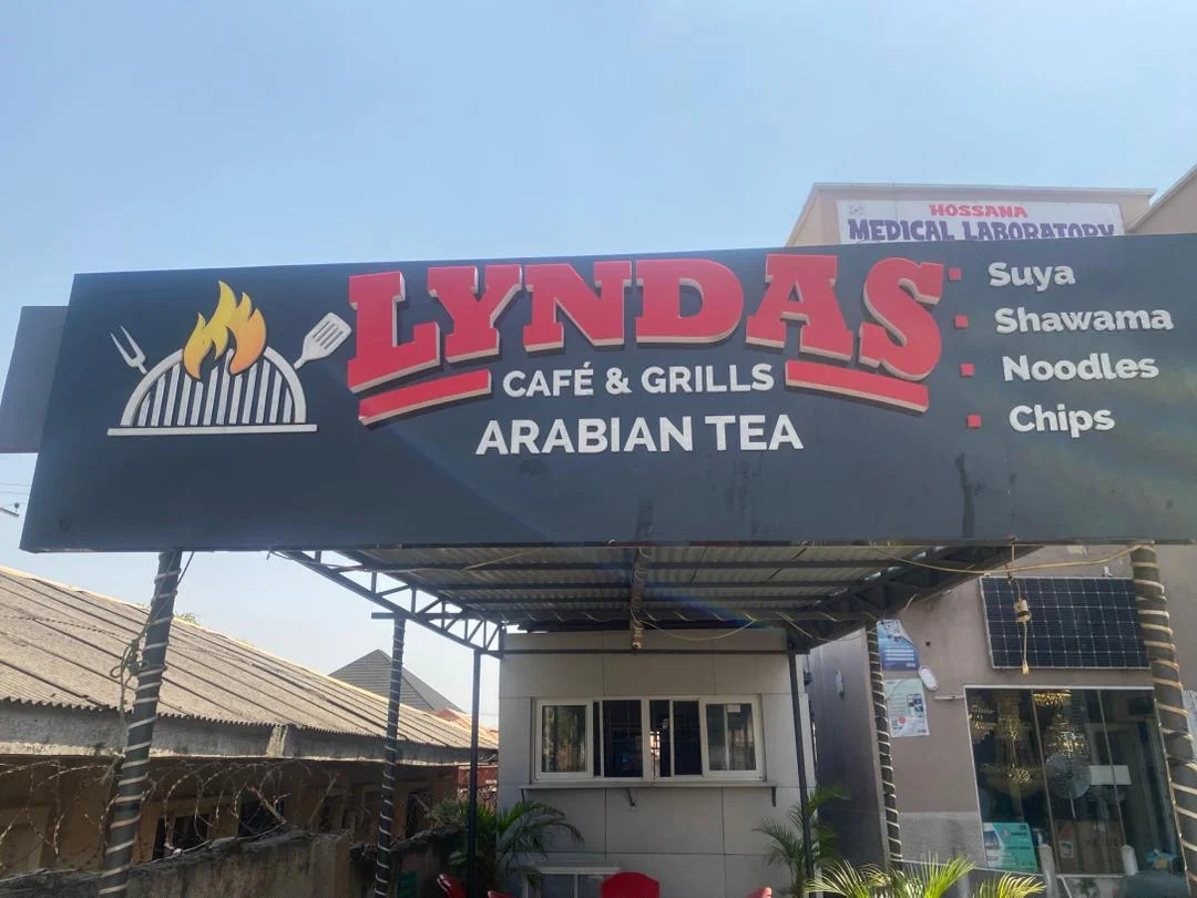 Lyndas Cafe And Grill