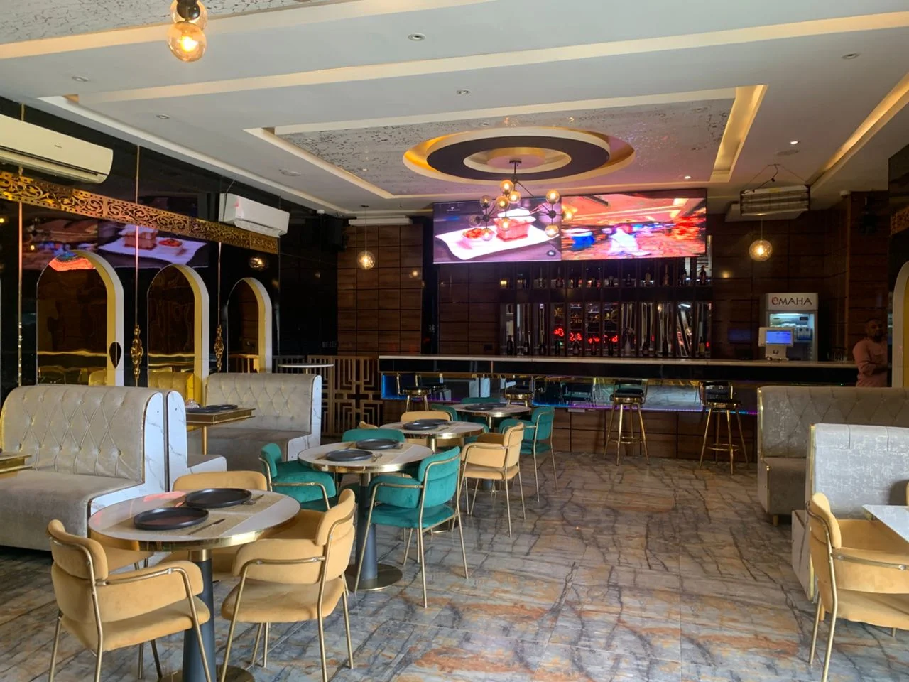 Glass Top Restaurant